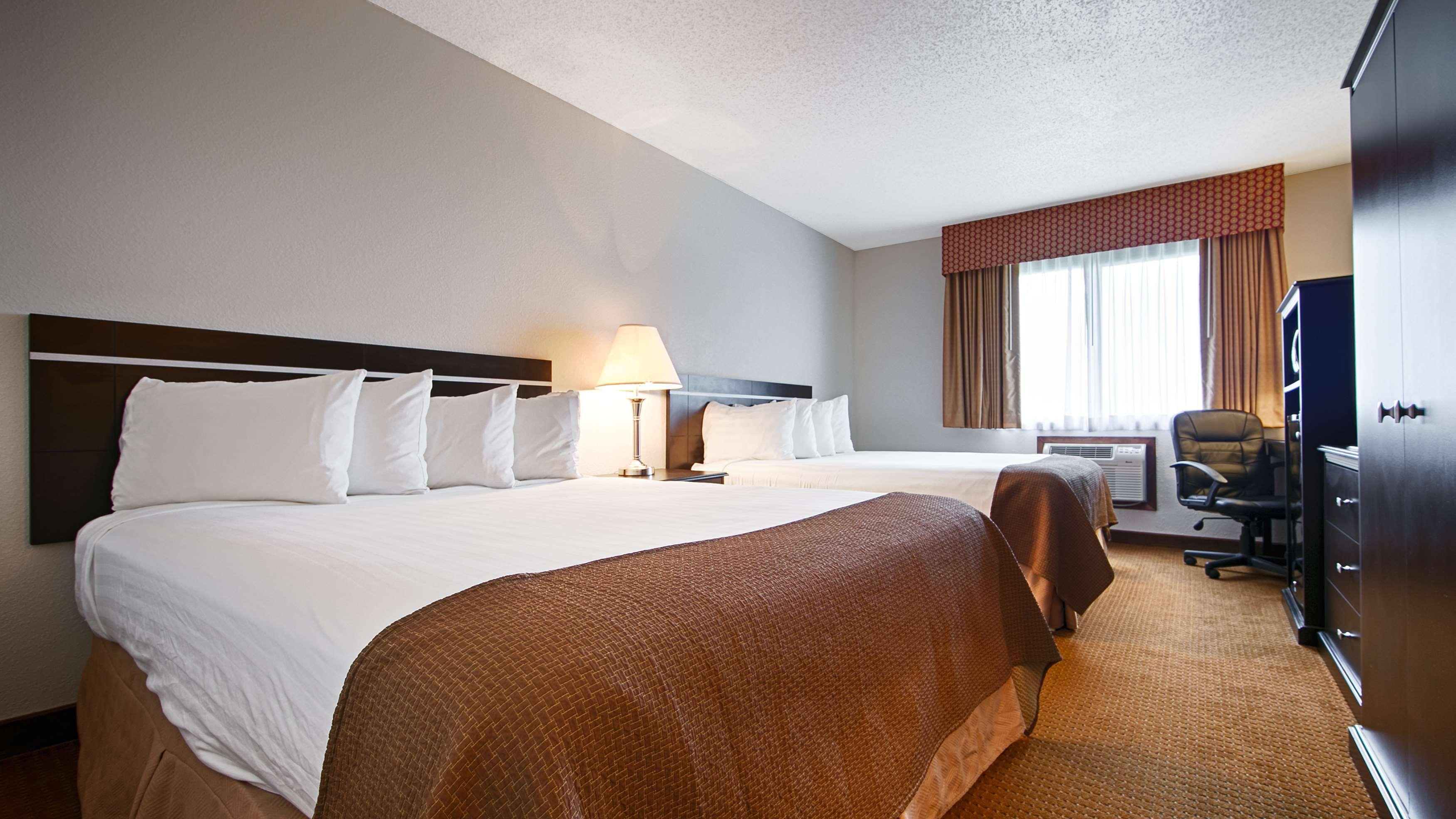 Best Western Mount Pleasant Inn Bagian luar foto