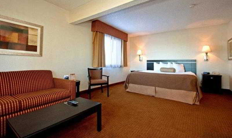 Best Western Mount Pleasant Inn Ruang foto